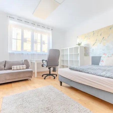Langenloiser Strasse شقة