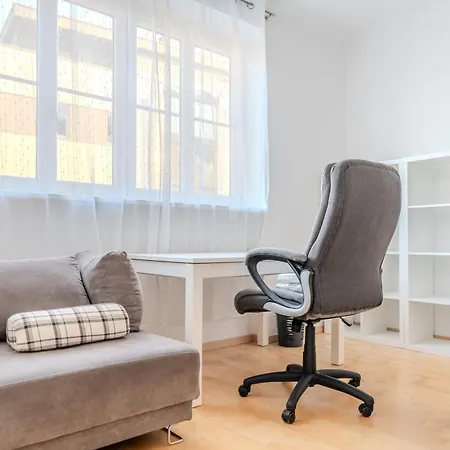 Danube Living Collection - Langenloiser Strasse - Komfortables Appartement *