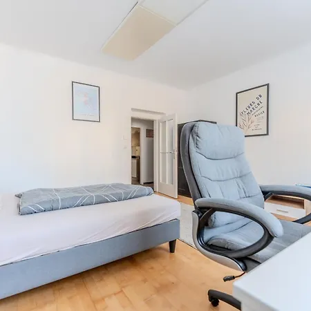 Danube Living Collection - Langenloiser Strasse - Komfortables Appartement *